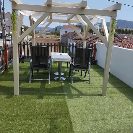 Διαμέρισμα Yellow House